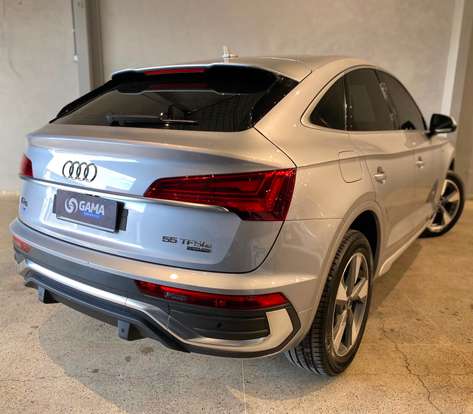 AUDI-Q5-2023