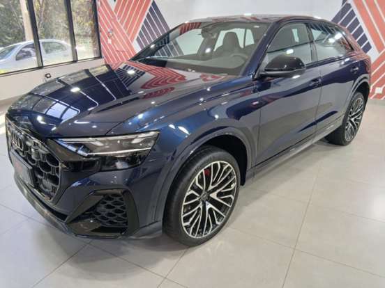 AUDI-Q8-2025