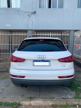 AUDI-Q3-2017