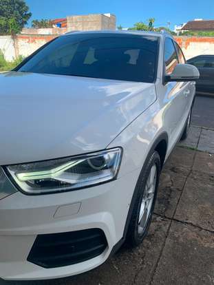 AUDI-Q3-2017