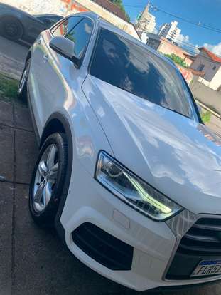 AUDI-Q3-2017