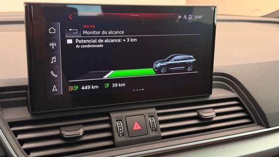 AUDI-Q5-2024