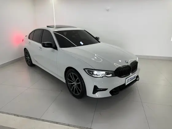 BMW 320i 2.0 16V TURBO FLEX SPORT GP AUTOMÁTICO BMW 320i 2.0 16V TURBO FLEX SPORT GP AUTOMÁTICO