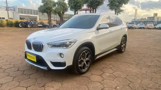 BMW X1 2.0 16V TURBO ACTIVEFLEX SDRIVE20I 4P AUTOMÁTICO BMW X1 2.0 16V TURBO ACTIVEFLEX SDRIVE20I 4P AUTOMÁTICO