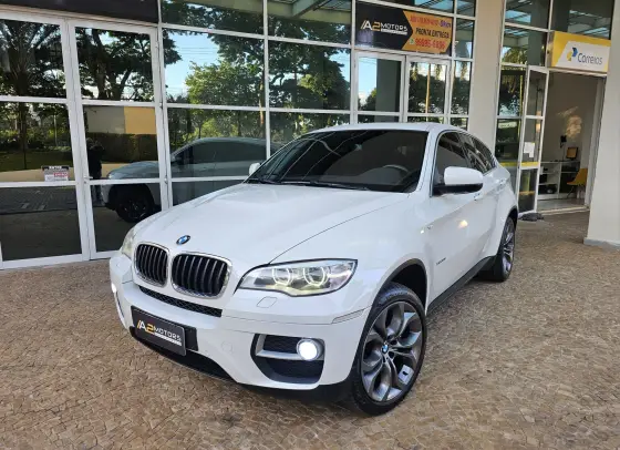 BMW X6 3.0 35I 4X4 COUPÉ 6 CILINDROS 24V GASOLINA 4P AUTOMÁTICO BMW X6 3.0 35I 4X4 COUPÉ 6 CILINDROS 24V GASOLINA 4P AUTOMÁTICO
