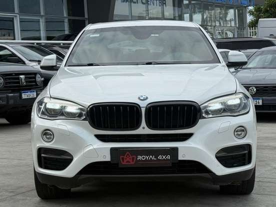 BMW-X6-3.0 35I 4X4 COUPÉ 6 CILINDROS 24V GASOLINA 4P AUTOMÁTICO BMW-X6-2015