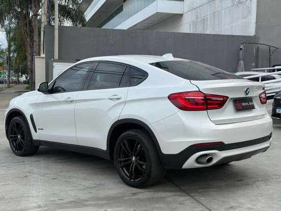 BMW-X6-2015