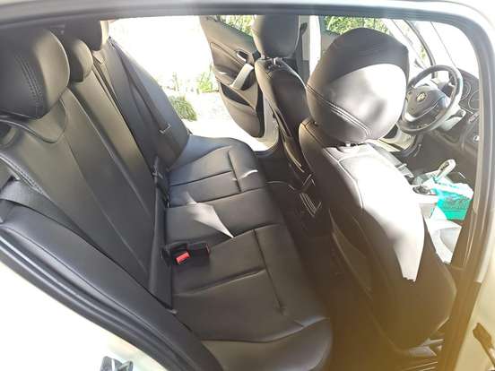 BMW-118i-2014