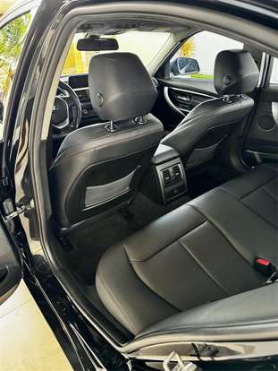 BMW-320i-2016