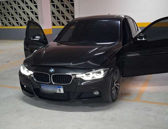 BMW-328i-2016