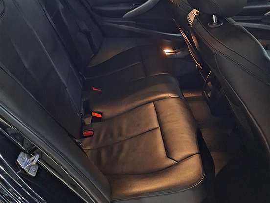 BMW-328i-2.0 M SPORT 16V ACTIVEFLEX 4P AUTOMÁTICO BMW-328i-2016