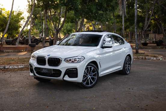 BMW-X4-2020