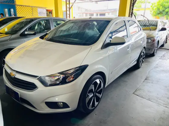 CHEVROLET ONIX 1.4 MPFI LT 8V FLEX 4P MANUAL CHEVROLET ONIX 1.4 MPFI LT 8V FLEX 4P MANUAL