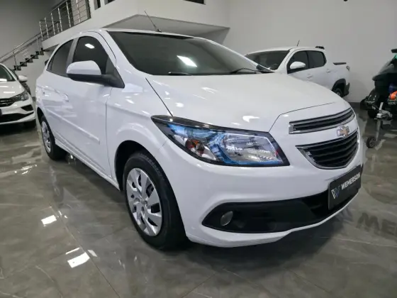 CHEVROLET ONIX 1.4 MPFI LT 8V FLEX 4P MANUAL