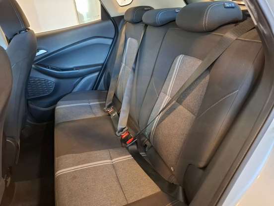 CHEVROLET-TRACKER-2020