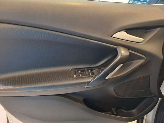 CHEVROLET-TRACKER-2020