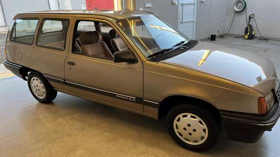 CHEVROLET-IPANEMA-1989