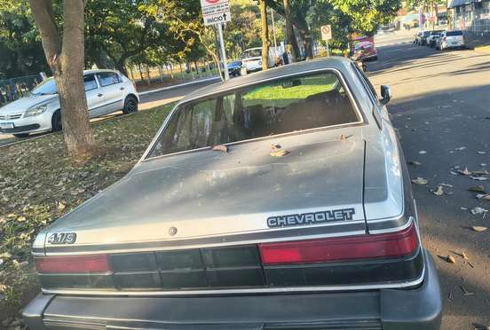 CHEVROLET-OPALA-1988