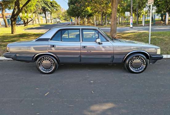 CHEVROLET-OPALA-1988