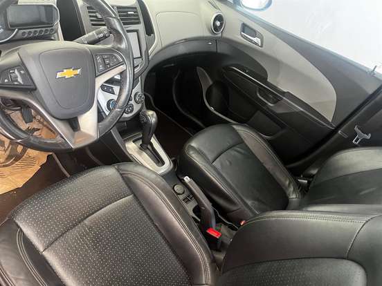 CHEVROLET-SONIC-1.6 LTZ 16V FLEX 4P AUTOMÁTICO CHEVROLET-SONIC-2013