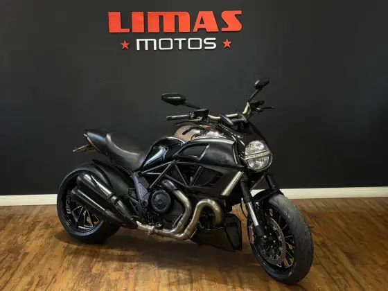 DUCATI DIAVEL CROMO 