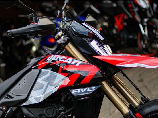 DUCATI-HYPERMOTARD 698 MONO DUCATI-HYPERMOTARD 698 MONO-2025