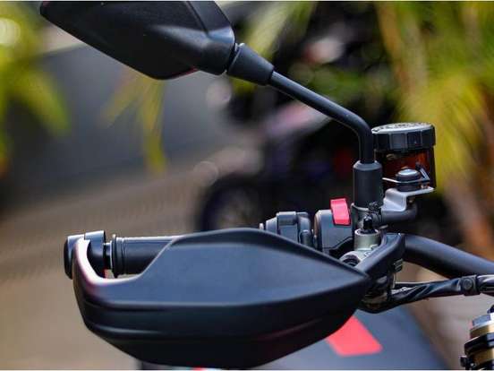 DUCATI-HYPERMOTARD 698 MONO DUCATI-HYPERMOTARD 698 MONO-2025