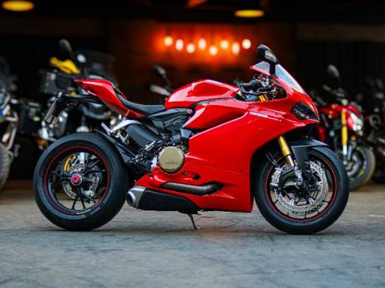 DUCATI SUPERBIKE 1299 PANIGALE S 