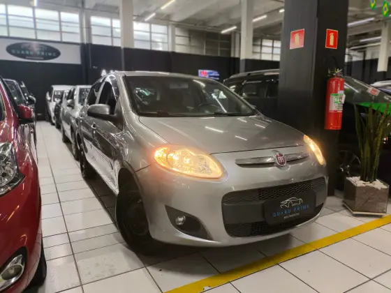 FIAT PALIO 1.4 MPI ATTRACTIVE 8V FLEX 4P MANUAL FIAT PALIO 1.4 MPI ATTRACTIVE 8V FLEX 4P MANUAL