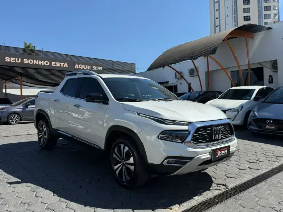 FIAT TORO 1.3 TURBO 270 FLEX VOLCANO AT6 FIAT TORO 1.3 TURBO 270 FLEX VOLCANO AT6