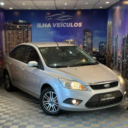 FORD FOCUS 2.0 GLX 16V FLEX 4P MANUAL