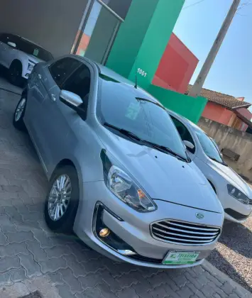 FORD KA 1.5 TI-VCT FLEX TITANIUM SEDAN AUTOMÁTICO