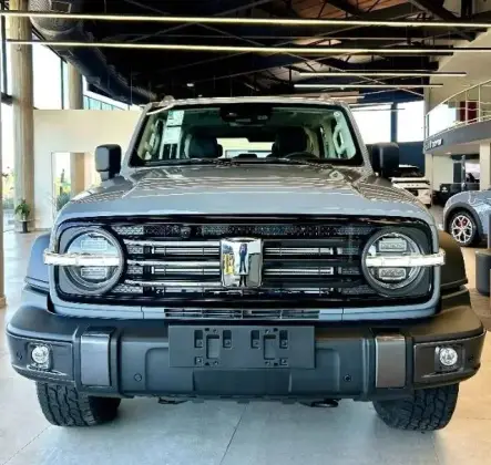 GWM TANK 300 2.0 HI4-T PHEV 4X4 9HAT
