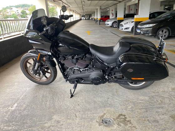 HARLEY-DAVIDSON LOW RIDER ST 