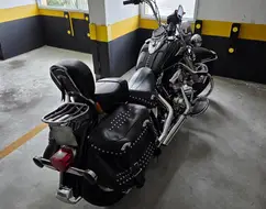 HARLEY-DAVIDSON SOFTAIL HERITAGE CLASSIC HARLEY-DAVIDSON SOFTAIL HERITAGE CLASSIC