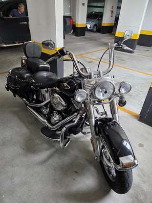 HARLEY-DAVIDSON-SOFTAIL HERITAGE CLASSIC-2014