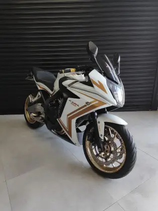 HONDA CBR 650F HONDA CBR 650F