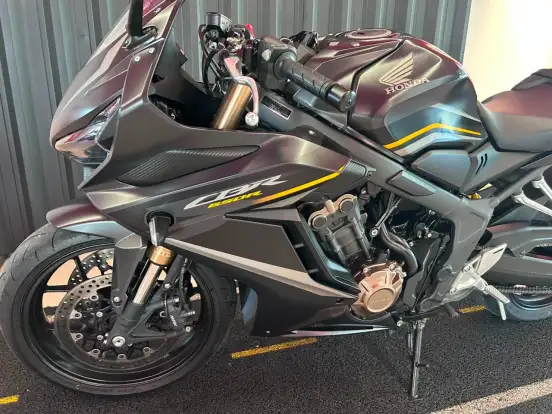 HONDA-CBR 650R ABS-2023