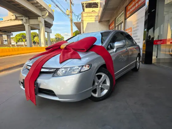 HONDA CIVIC 1.8 LXS 16V FLEX 4P AUTOMÁTICO