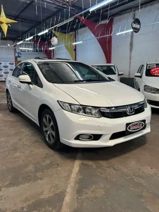 HONDA CIVIC 1.8 LXS 16V FLEX 4P MANUAL HONDA CIVIC 1.8 LXS 16V FLEX 4P MANUAL