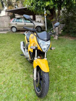 HONDA CB 300R 
