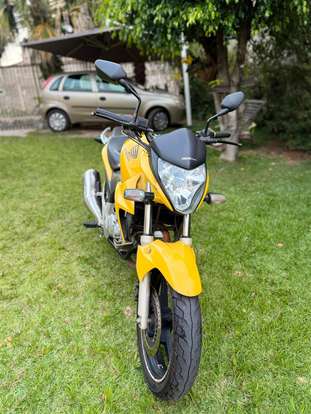 HONDA-CB 300R-2013