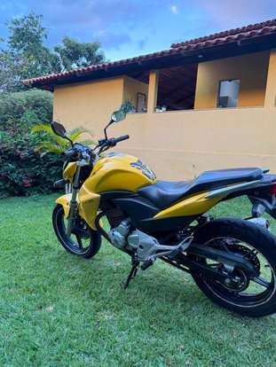 HONDA-CB 300R-2013