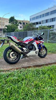 HONDA-CBR 1000RR-R FIREBLADE SP-2023