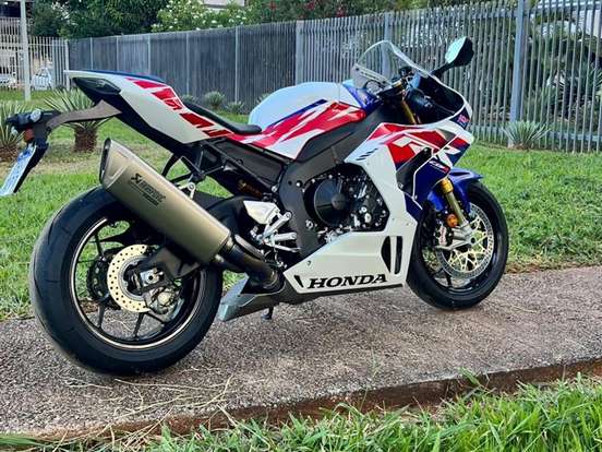 HONDA-CBR 1000RR-R FIREBLADE SP HONDA-CBR 1000RR-R FIREBLADE SP-2023