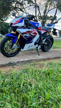 HONDA-CBR 1000RR-R FIREBLADE SP-2023