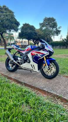 HONDA-CBR 1000RR-R FIREBLADE SP-2023