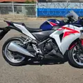 HONDA CBR 250R HONDA CBR 250R