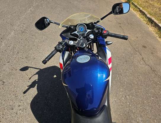 HONDA-CBR 250R HONDA-CBR 250R-2012