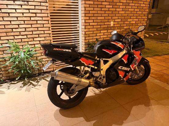 HONDA-CBR 900RR HONDA-CBR 900RR-1997